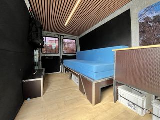Mercedes-Benz Sprinter Camper Portamotos