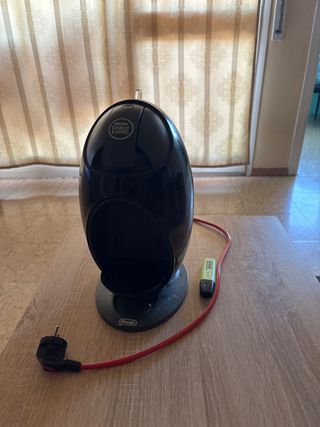 Cafetera Nescafé Dolce Gusto DeLonghi