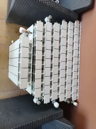 Radiador de calefacción blanco