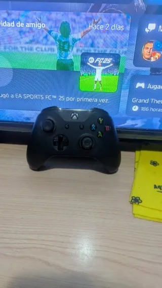 Mando Xbox Series X|S Negro Leer description