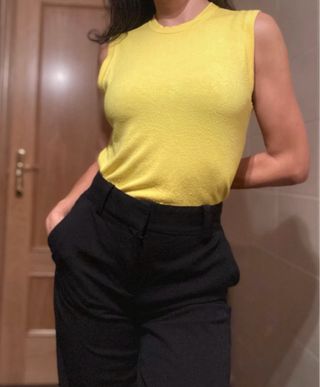 2 Chalecos Zara Coral y Amarillo Talla M