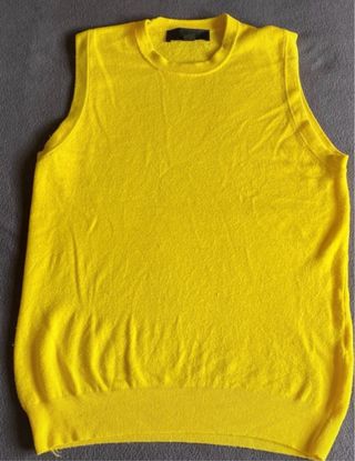 2 Chalecos Zara Coral y Amarillo Talla M