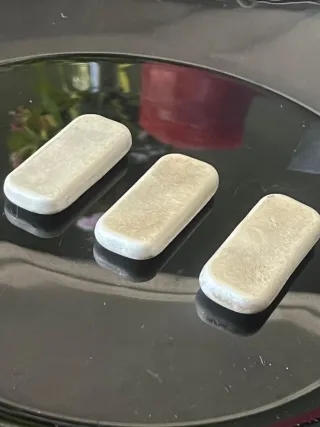 Joya de metal noble con sello