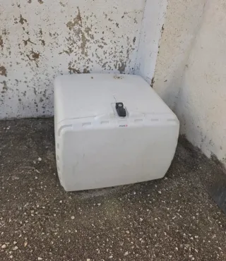 Baúl para moto de reparto