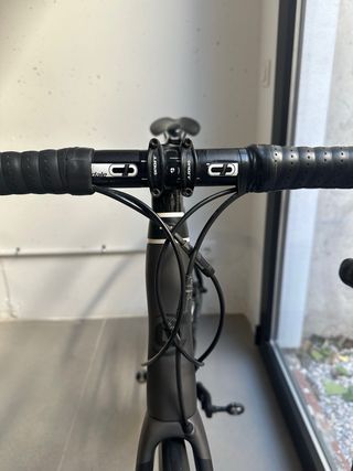 Bicicleta Carretera Cannondale Synapse Negra