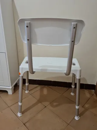 Silla de ducha ajustable