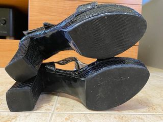 Sandalias tacón ancho piel negra T37