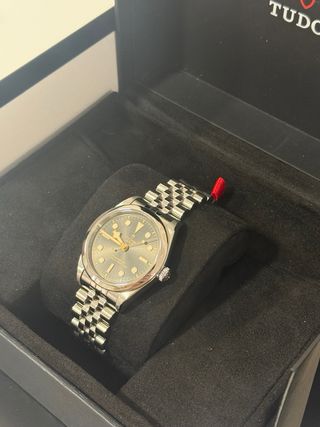 Tudor Black Bay 36