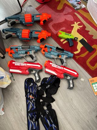 Lote Nerf: Pistolas y Accesorios