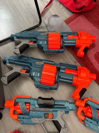 Lote Nerf: Pistolas y Accesorios
