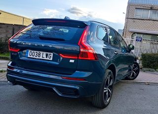 Volvo XC60 2022 R-Desing T6 Hibrido 80km Autonomía