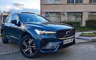 Volvo XC60 2022 R-Desing T6 Hibrido 80km Autonomía