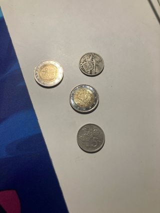 Álbum de monedas variadas