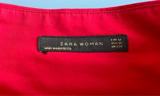 Falda Zara Roja Satinada Talla M