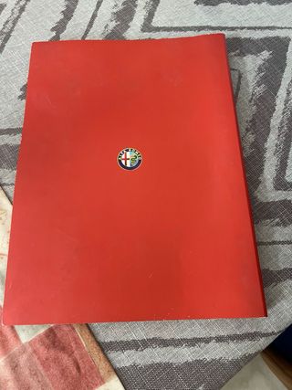 Libro Alfa Romeo Mito Press