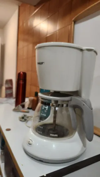 Cafetera Philips con filtros