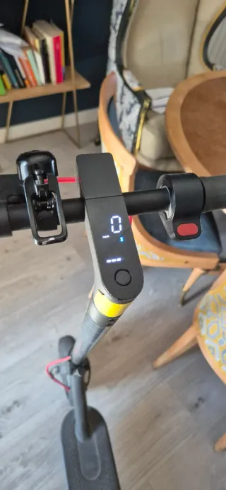 Patinete Eléctrico Xiaomi Plegable + Cargador