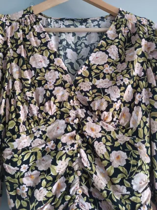Blusa Zara Estampada Flores Talla L