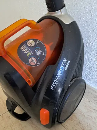 Aspiradora Rowenta Compact Power Cyclonic