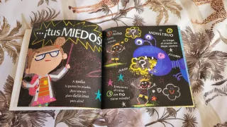 Libro Los Monstruos Zampamiedos + Peluche