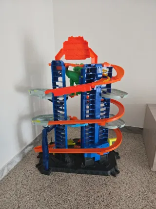 Pista Hot Wheels City Robo T-Rex Ultimate Garage