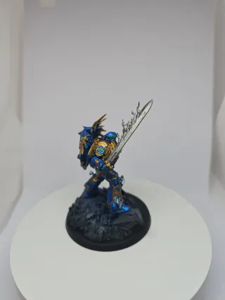 Roboute Guilliman Warhammer 40,000