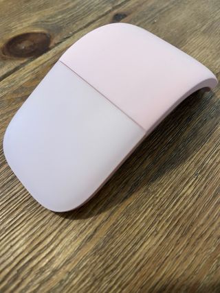 Ratón microsoft y teclado Logitech rosa