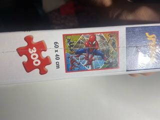 Puzzle Trefl Spiderman 300 piezas