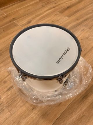 Tom de suelo 14x14 Millenium