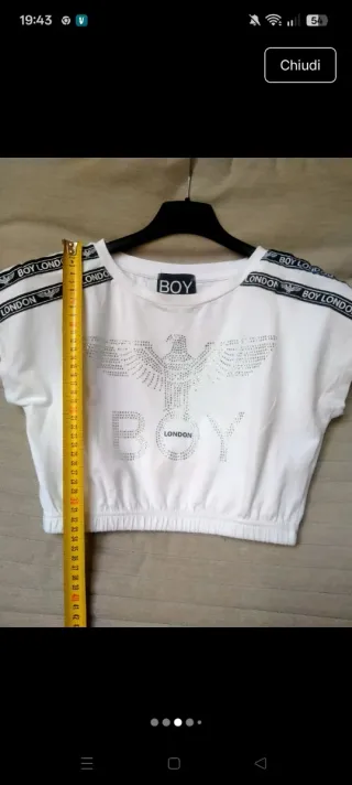 T-shirt Boy London bianca con strass