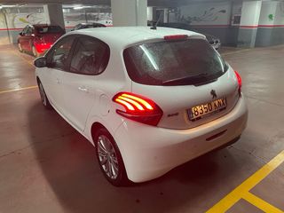 Peugeot 208 2018