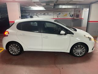 Peugeot 208 2018