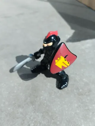 Lote 6 figuras: Gormiti, Xenox...