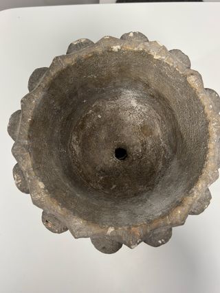 Macetero piedra antiguo Apóstoles