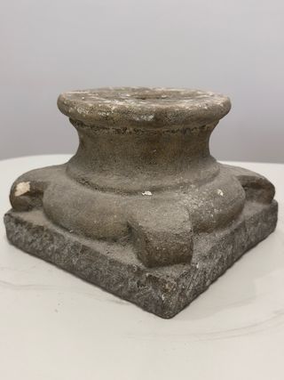 Macetero piedra antiguo Apóstoles