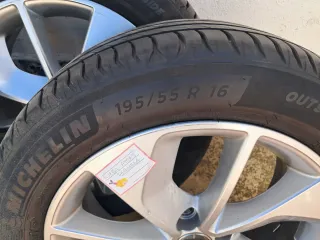 4 Michelin Primacy 4 con Llantas Aluminio