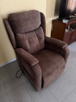 Sillón relax levantapersonas marrón