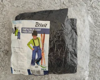 Pantalón esquí negro con tirantes 122/128 6-8 años