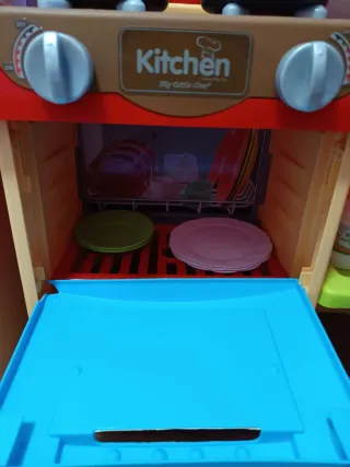 Cocina de juguete con accesorios