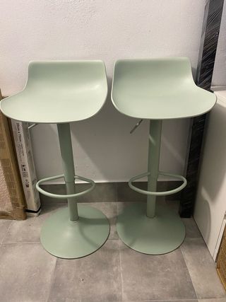 Banquetas regulables verdes (2 unidades) urge