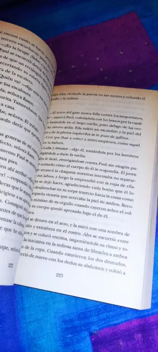 El emblema del traidor (BEST SELLER) (Spanish E...