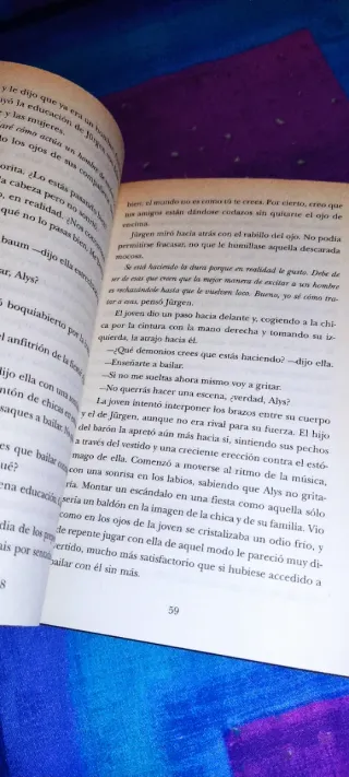 El emblema del traidor (BEST SELLER) (Spanish E...