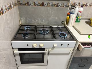 Estufa de gas butano 5 fuegos