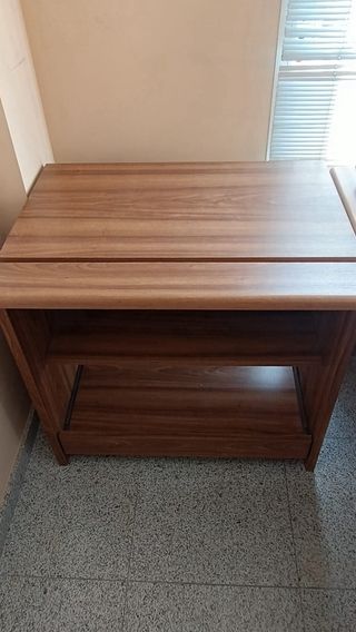 Muebles de madera marrón oficina