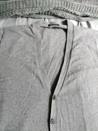 Rebeca y bufanda Massimo Dutti T. L