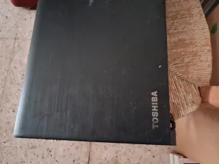 Ordenador Portátil Roto