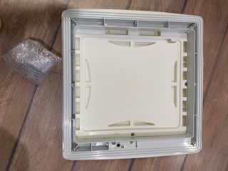 Claraboya Thule Vent 40x40 Blanca