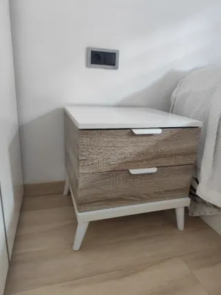 Armario y mesitas de noche