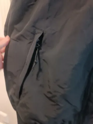 Chaqueta Carhartt WIP con capucha Talla L