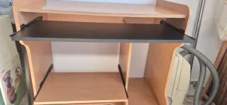 Escritorio juvenil color madera